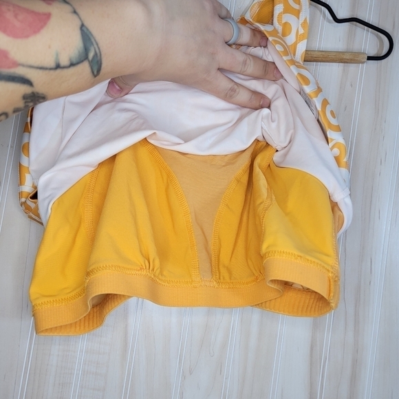 Nike Performance Racerback Tank with Built-In Bra Sz XL - Picture 4 of 6